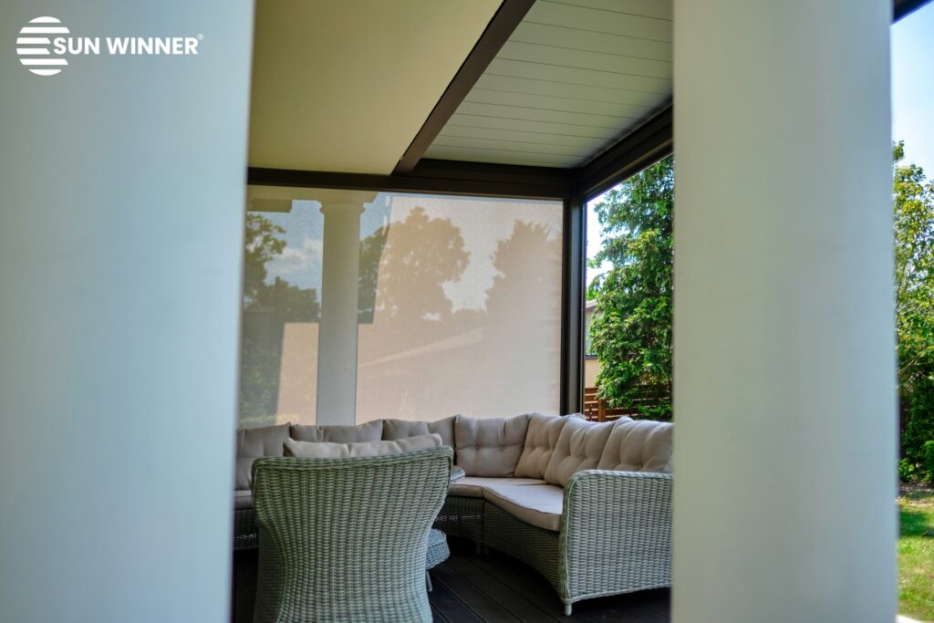 Pergola tarasowa lamelowa WIN CLIMATIC S500 - 350 - LOGO