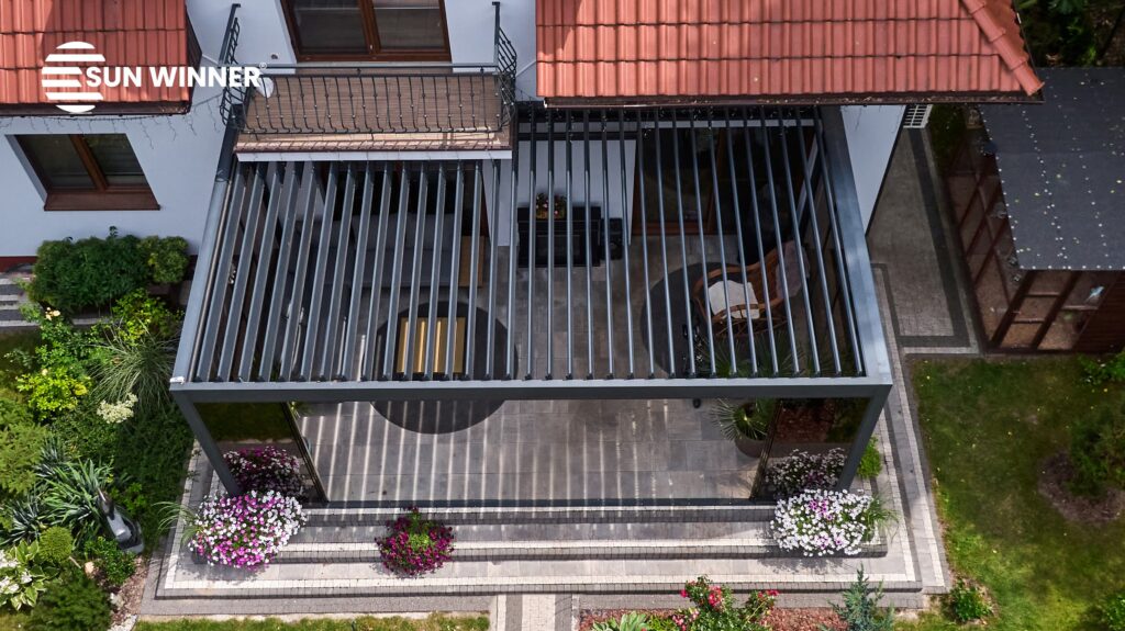 Pergola tarasowa lamelowa WIN CLIMATIC S500 - 82 - LOGO